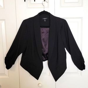 Torrid sz 0 blk crop blazer
